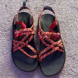 Chacos!